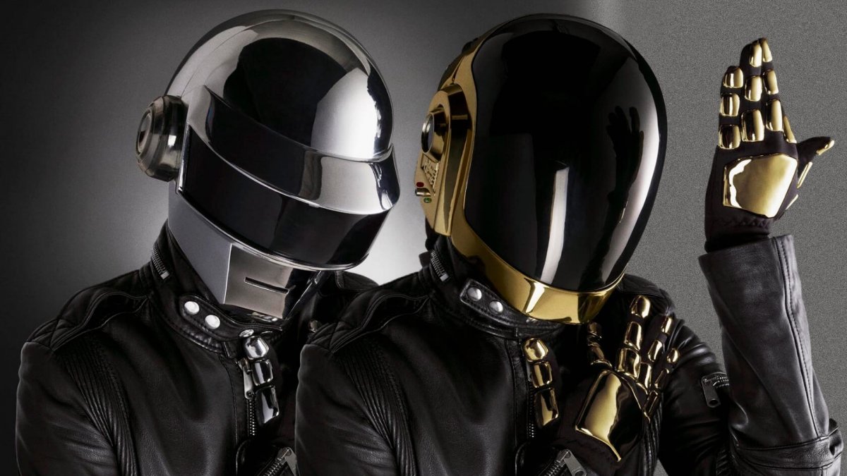 watch-a-full-band-perform-daft-punk-s-full-discovery-lp-telekom